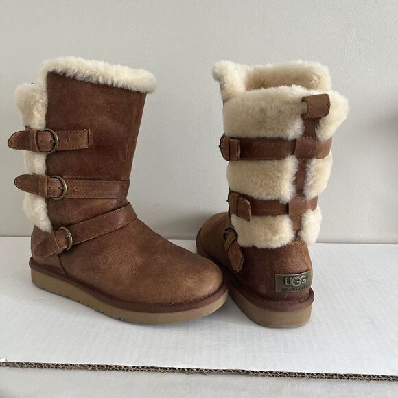 UGG Becket waterproof fur Boots size 6 Fur lined Shearling Boots leather - Picture 14 of 15